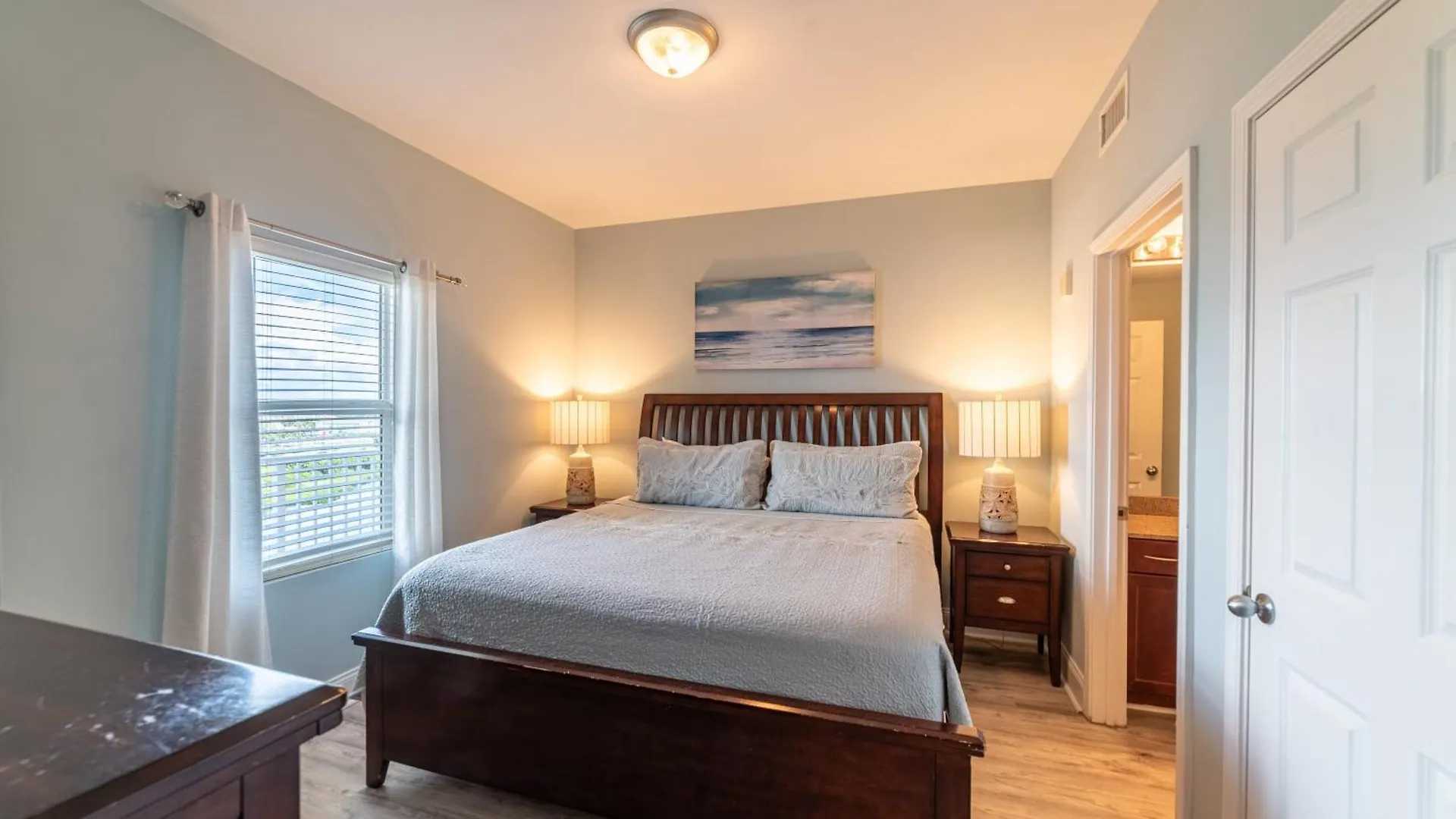 Laketown Wharf 816 'Tasty Waves Pcb' Panama City Beach Holiday home