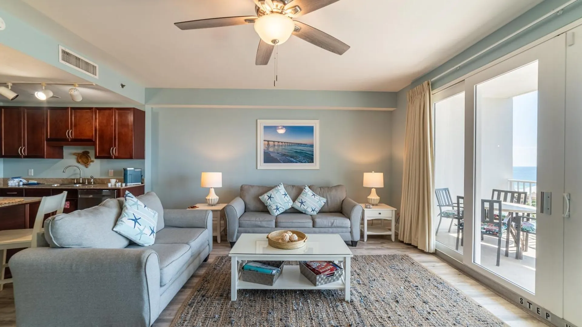Holiday home Laketown Wharf 816 'Tasty Waves Pcb' Panama City Beach United States