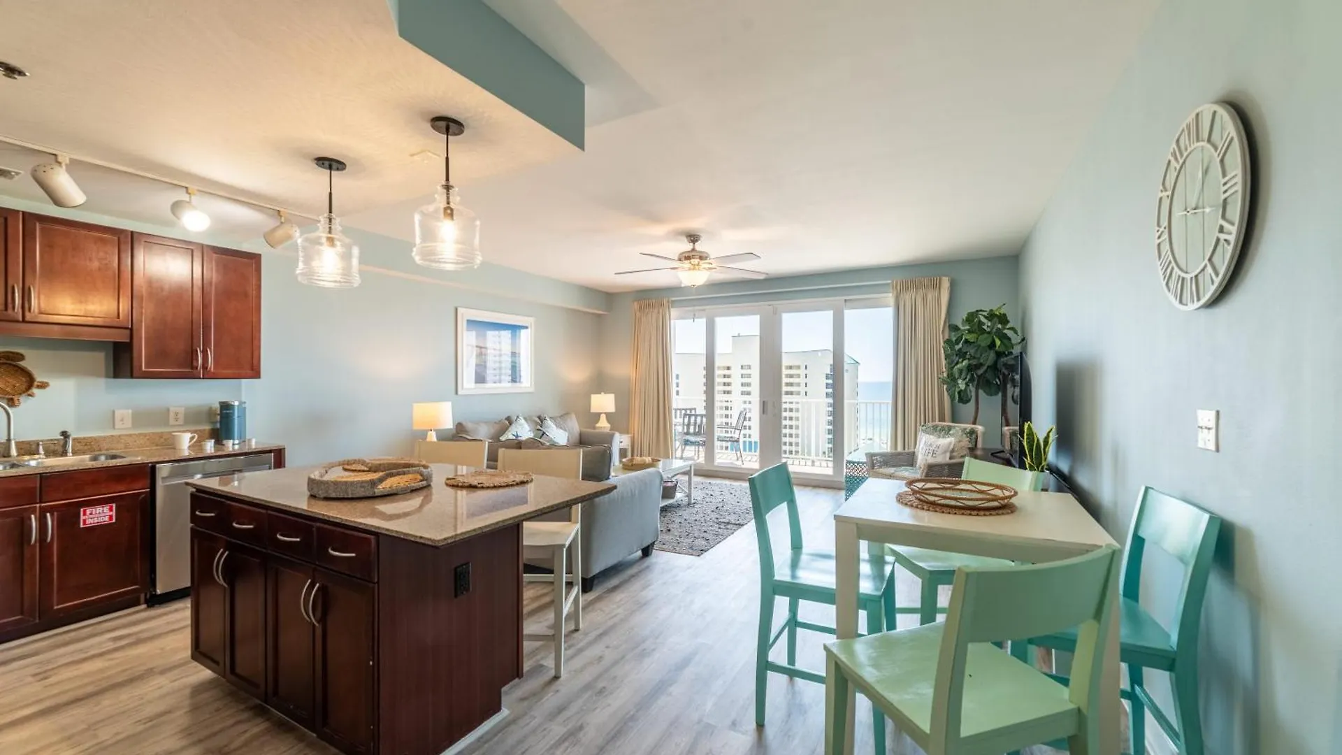 Laketown Wharf 816 'Tasty Waves Pcb' Panama City Beach